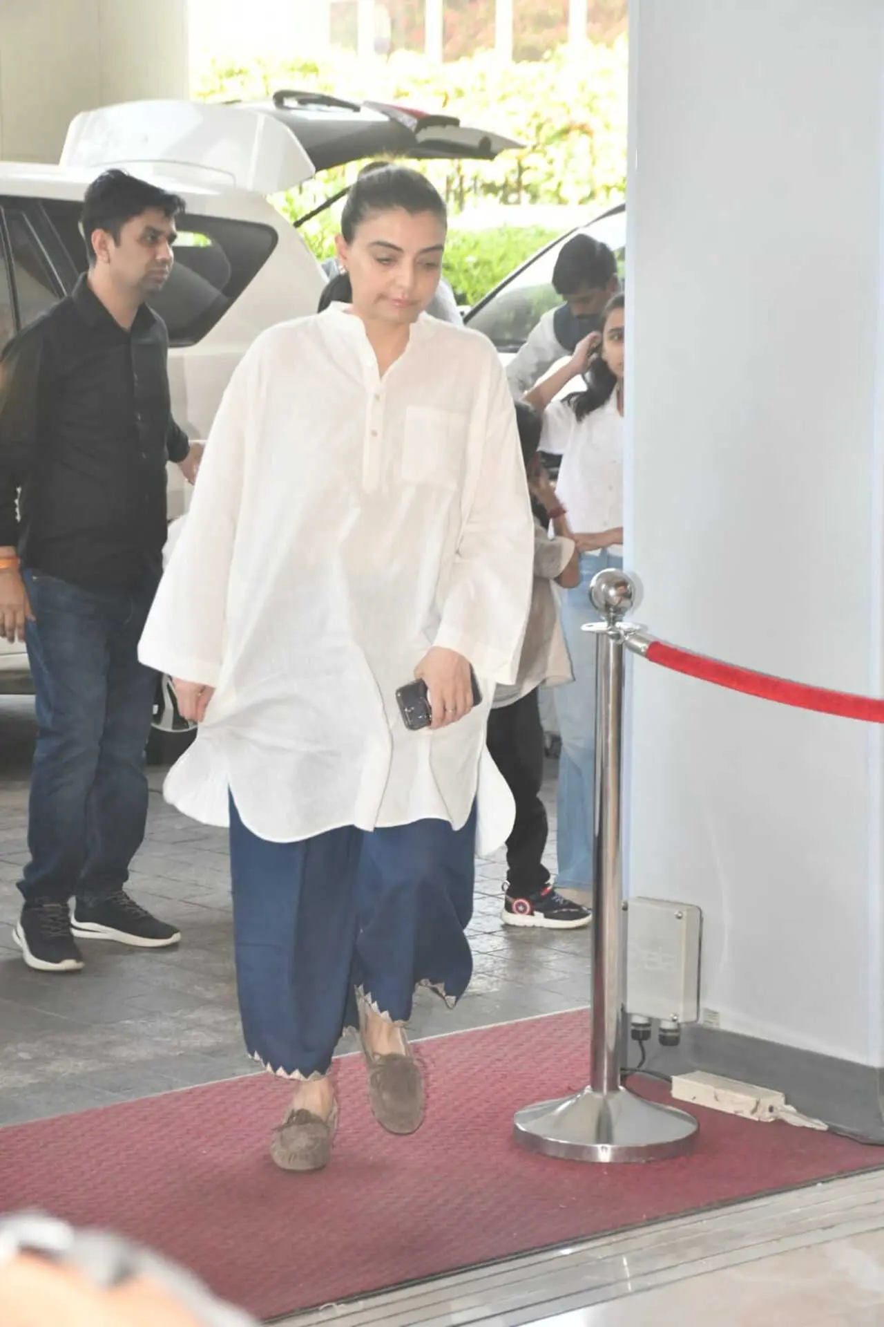 Choreographer Vaibhavi Merchant was among the first people to arrive for the prayer meet.